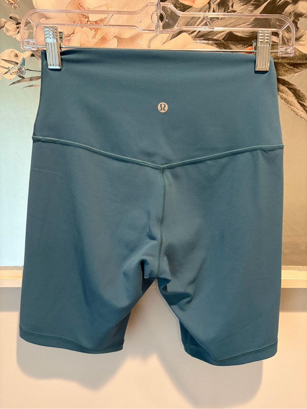 Lululemon Athletica Align High-Rise Biker Short 8" in Capture Blue Size 6 - Picture 4 of 5